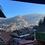 Londof Villa With Panoramic View