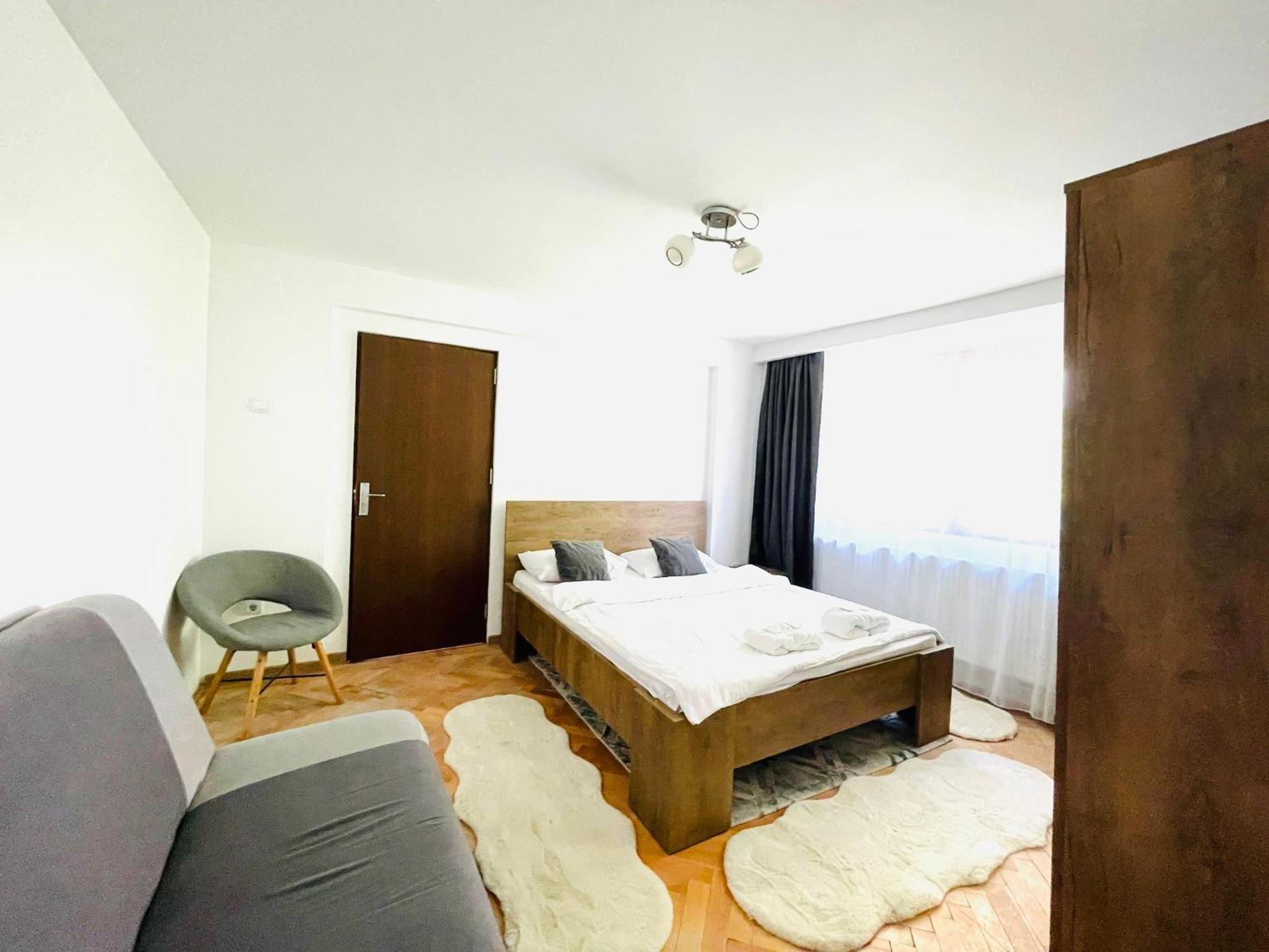Villa Londof With Panoramic View Brasov